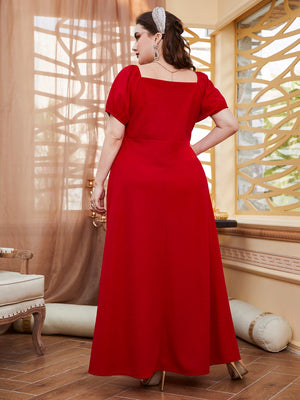 Vestido Longo Plus Size Manga Bufante com Fenda