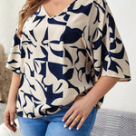 Blusa Feminina Plus Size Meia Manga Abstrata
