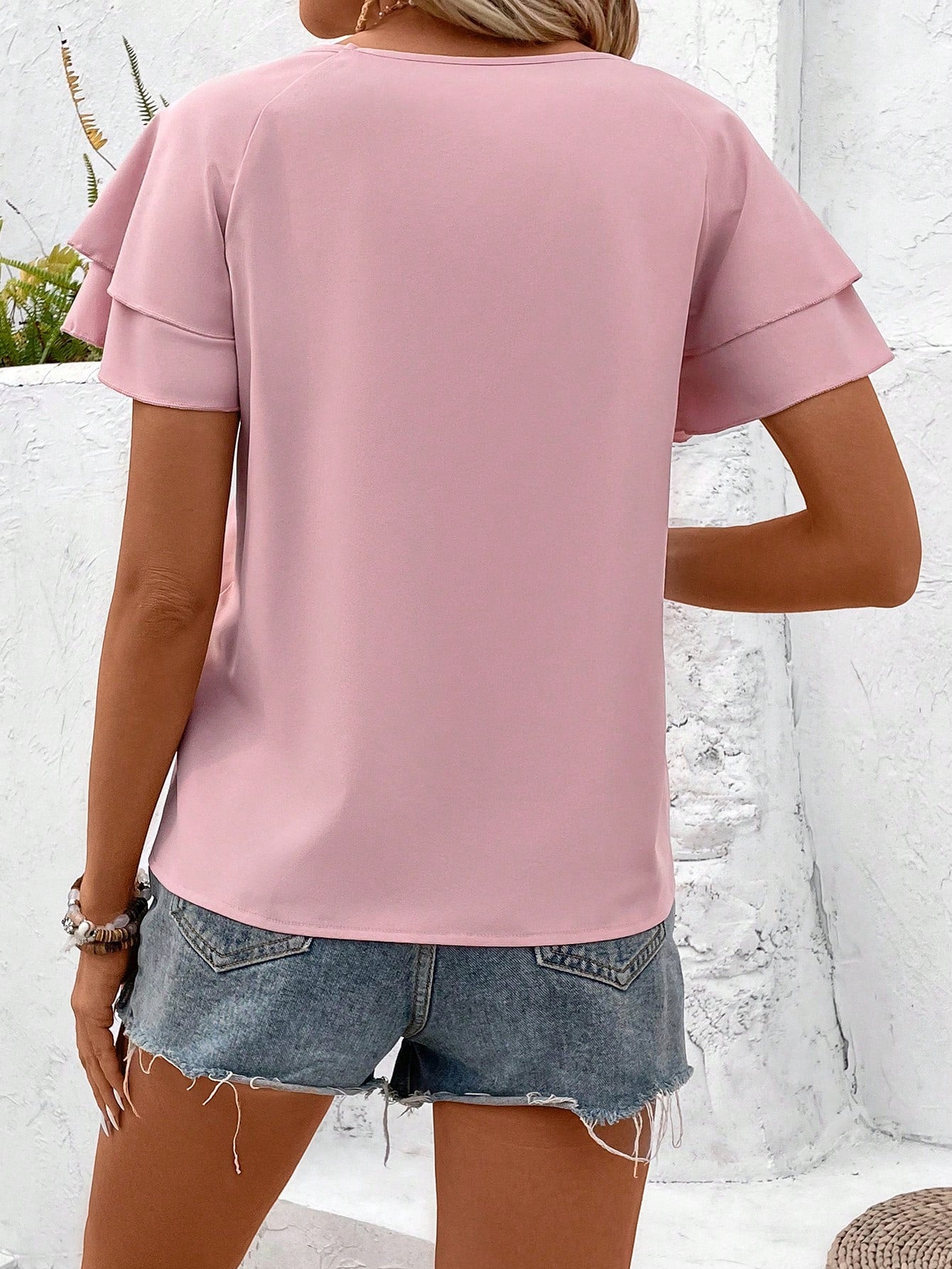 Blusa Feminina Manga Curta com Babado Elegante