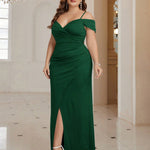 Vestido Longo Plus Size Festa com Fenda Ombro a Ombro