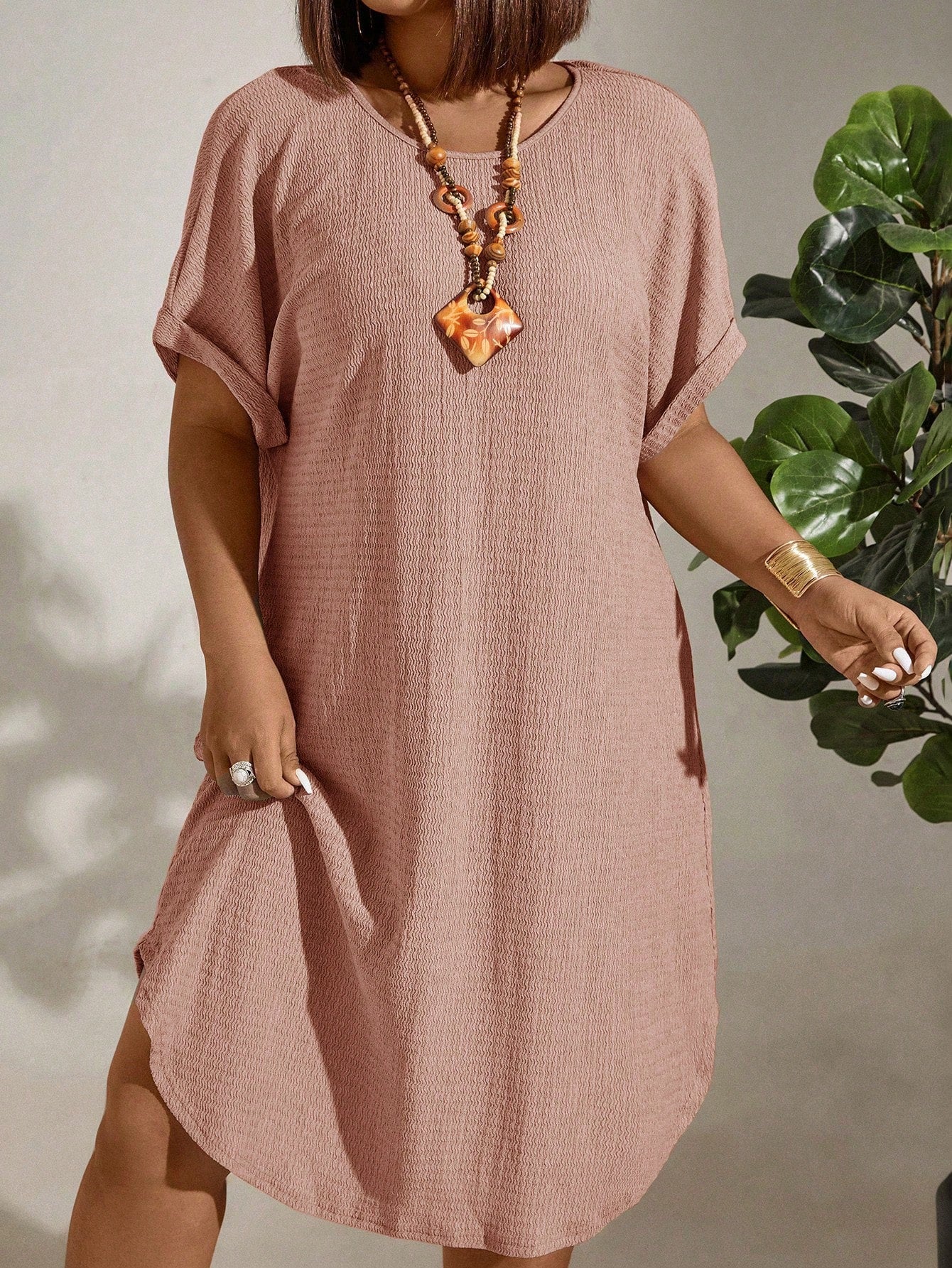 Vestido Midi Plus Size Soltinho Manga Morcego