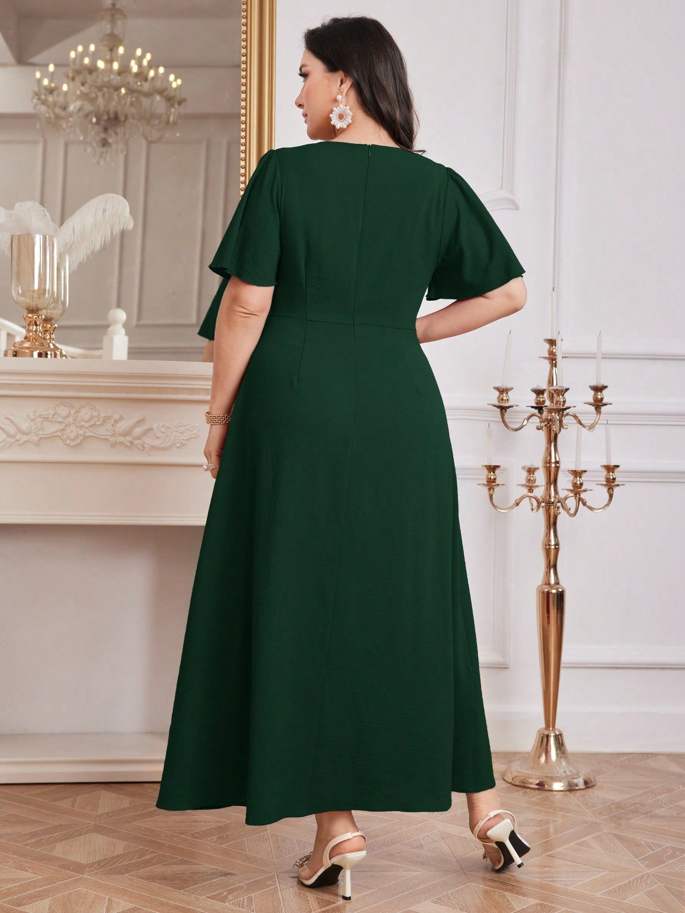 Vestido Longo Plus Size Feminino com Botões Laterais Festa