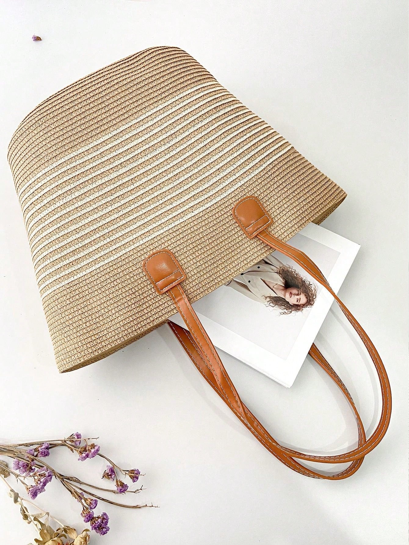 Conjunto Chapéu de Palha Feminino e Bolsa Grande