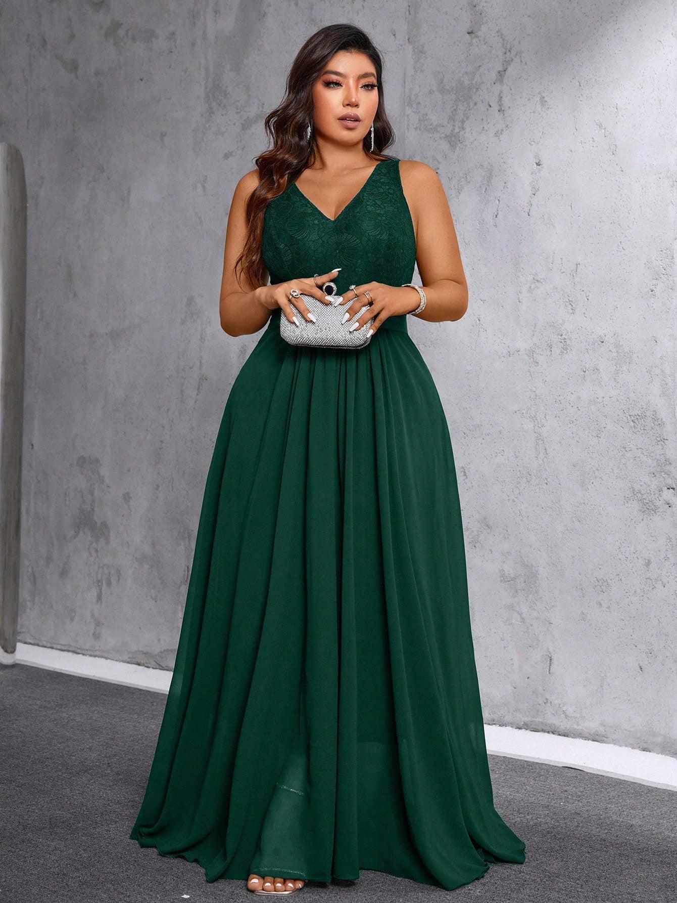 Vestido Longo Plus Size Festa Elegante Decote V