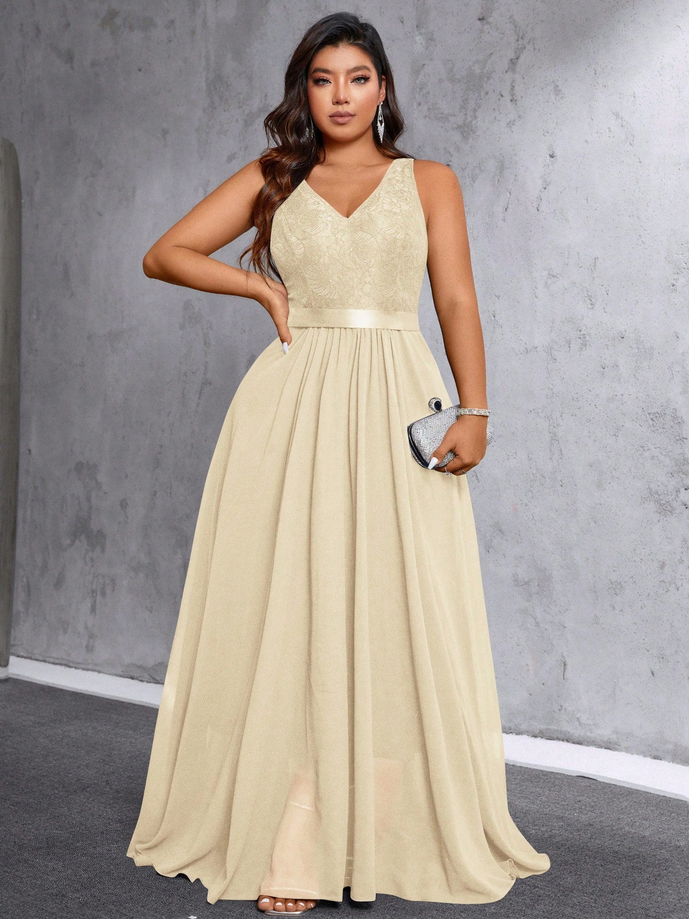 Vestido Longo Plus Size Festa Elegante Decote V