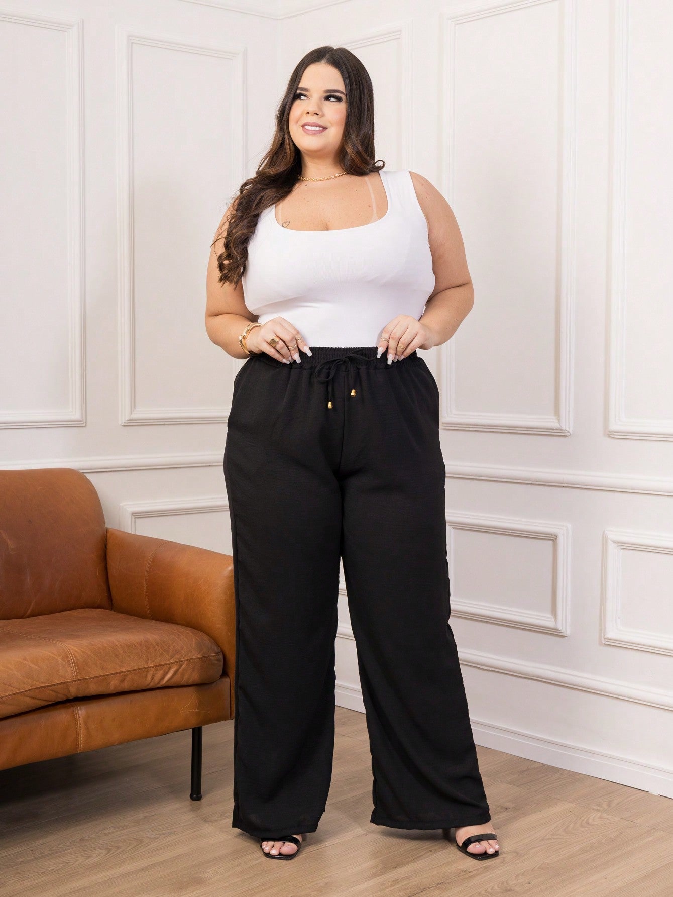 Calça Pantalona Feminina Plus Size Elegante Confortavael Costura Reforçada