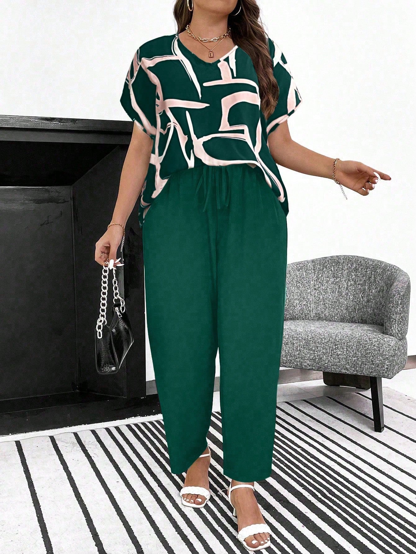 Conjunto Feminino Plus Size Manga Curta Calça Soltinha