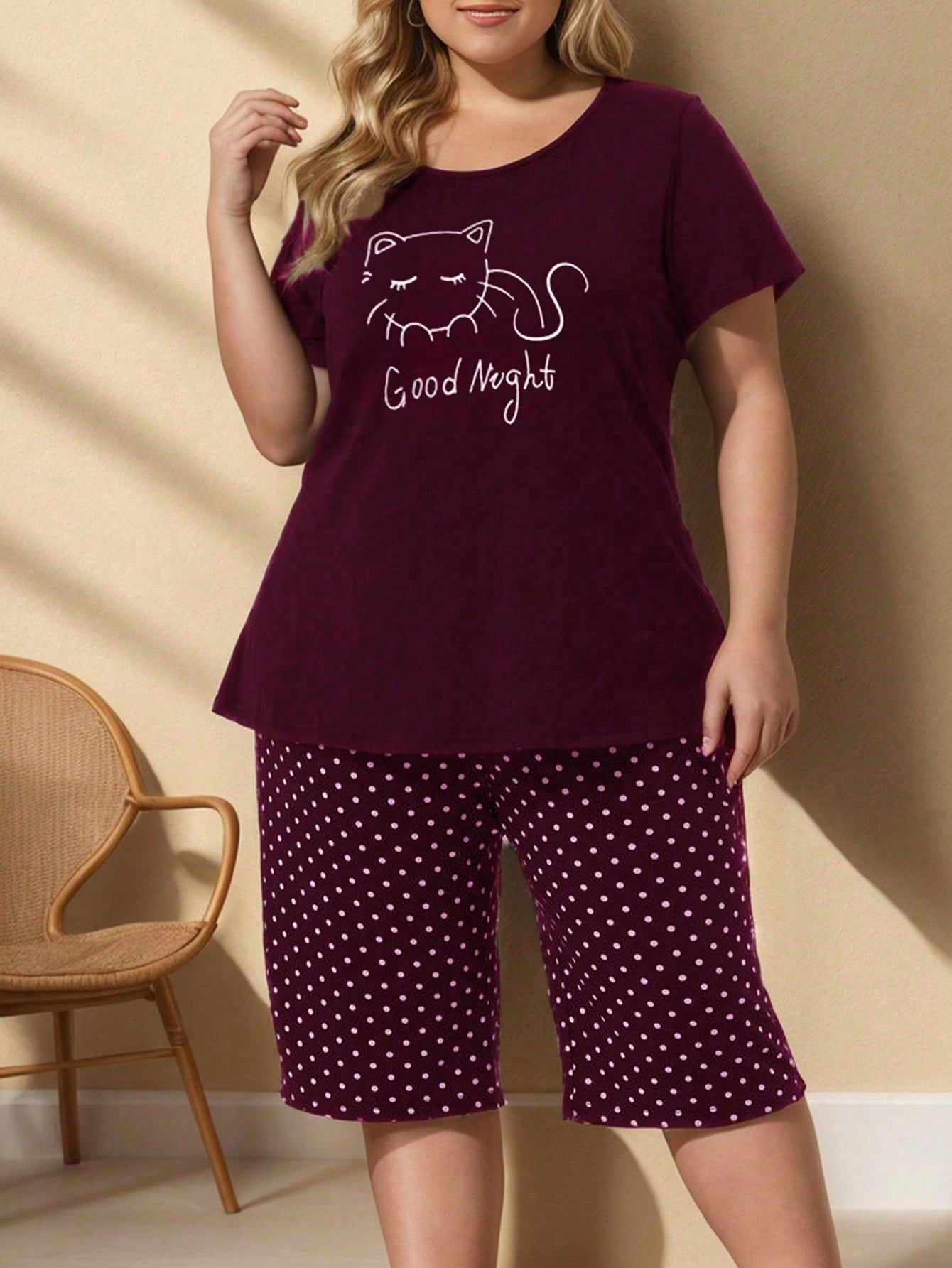 Pijama Feminino Plus Size Capri e Blusa Gatinho