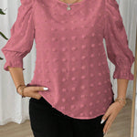 Relaxiva Camisa Casual com Gola Careca, Manga Média e Bolinhas Suíças em Cor Sólida, Plus Size