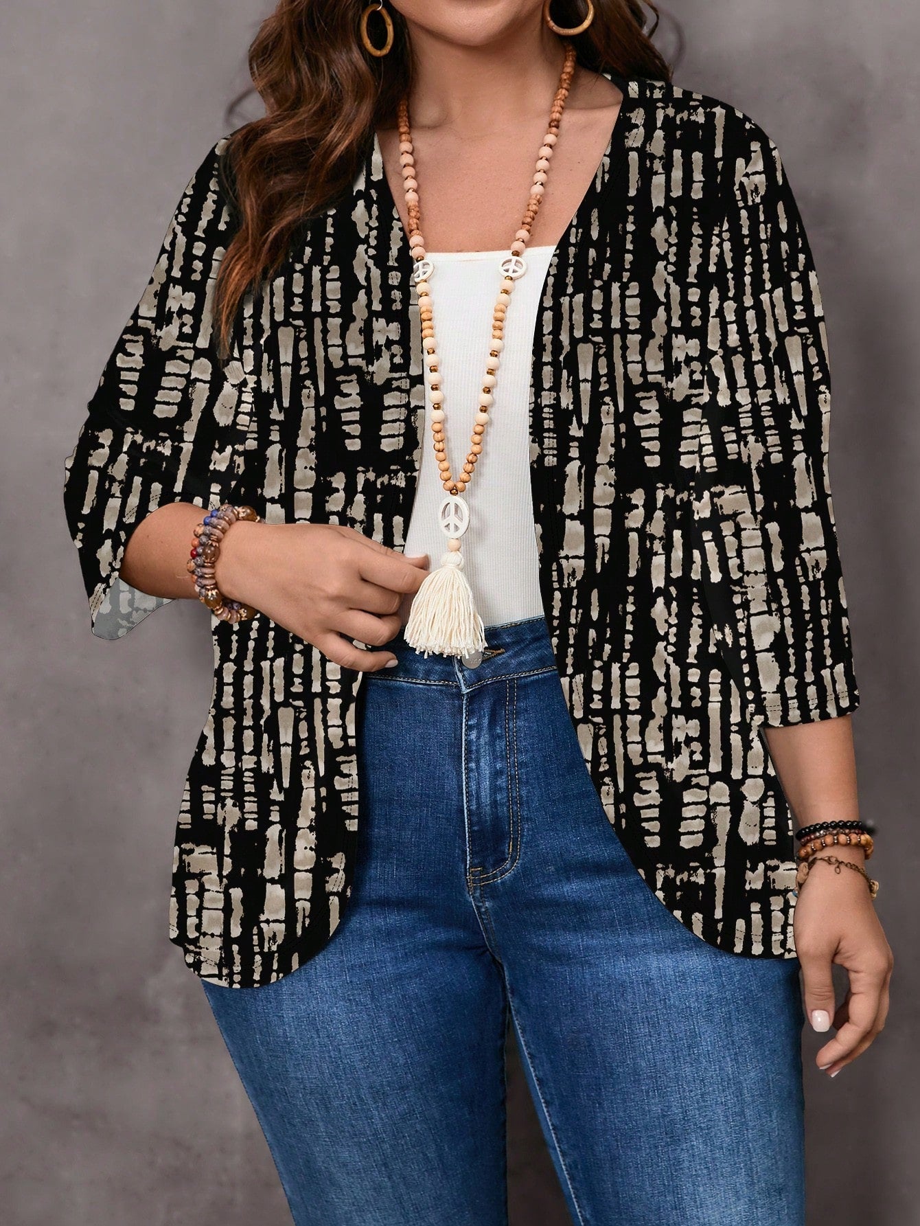 Casaco Feminino Plus Size Leve Meia Manga Retrô