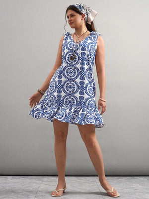 Vestido Curto Plus Size Feminino com Laço no Ombro Decote V