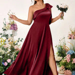 Vestido de Festa Plus Size Um Ombro Só com Laço