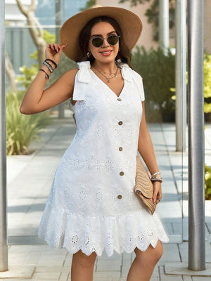 Vestido Curto Plus Size Feminino com Laço no Ombro Decote V